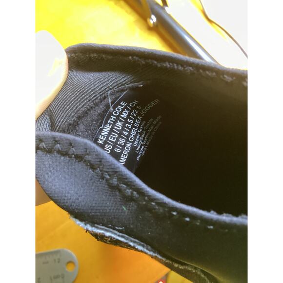 Kenneth Cole Reaction Black Wedge Boots for Women Size 6 - Picture 7 of 7